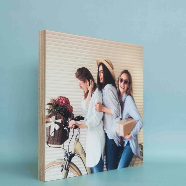 הדפסת תמונות על עץ לתלייה